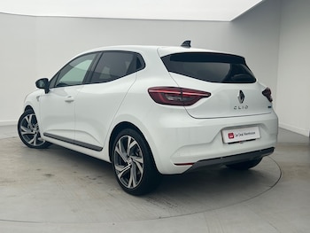 Used Renault Clio 2023 for sale - 77220773: Photo