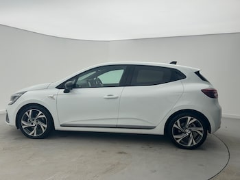 Used Renault Clio 2023 for sale - 77220773: Photo