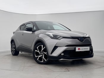 Used Toyota C-HR 2017 for sale - 77297090: Photo