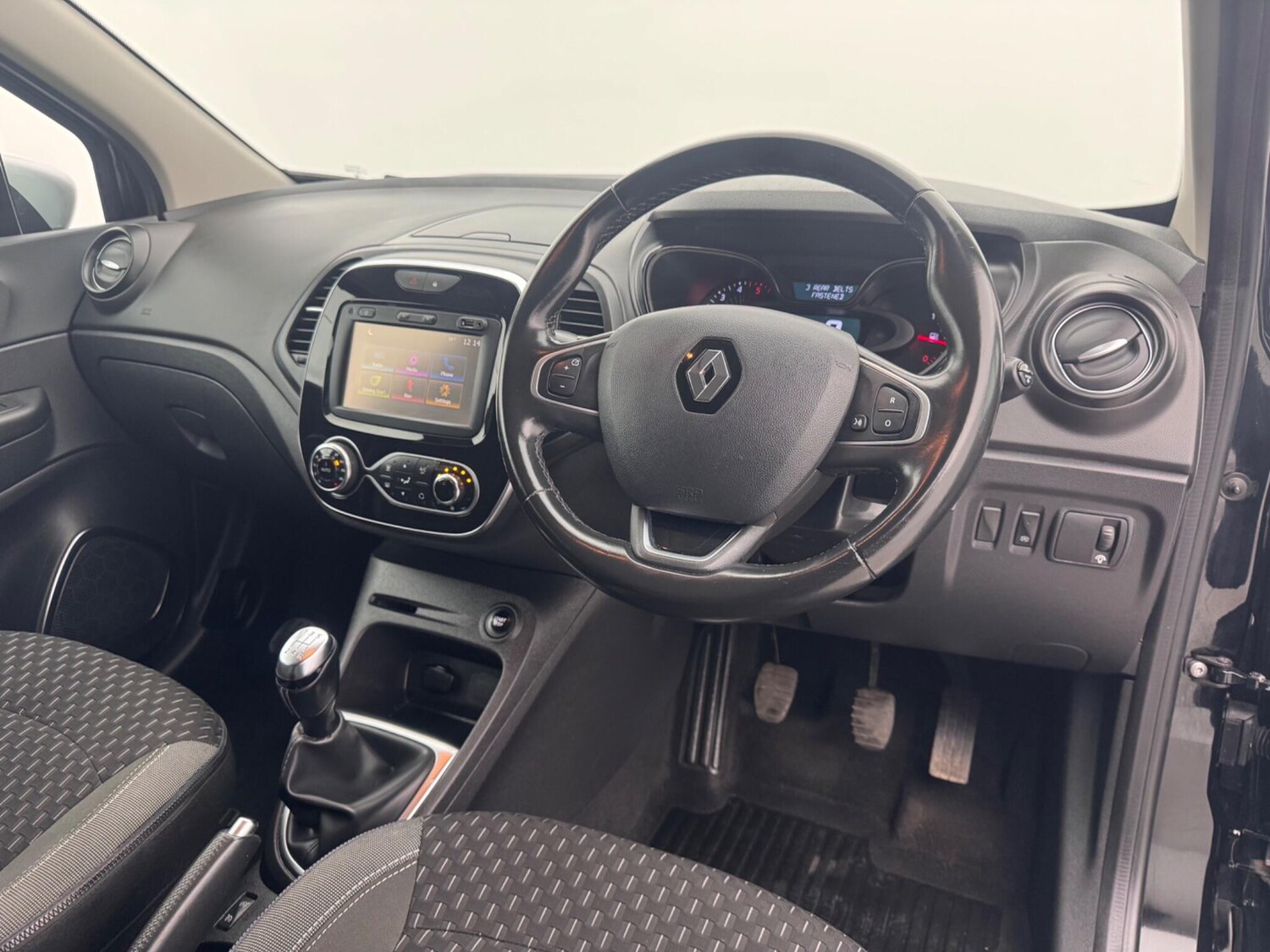 Used Renault Captur 2018 for sale - 78222789: Photo 9