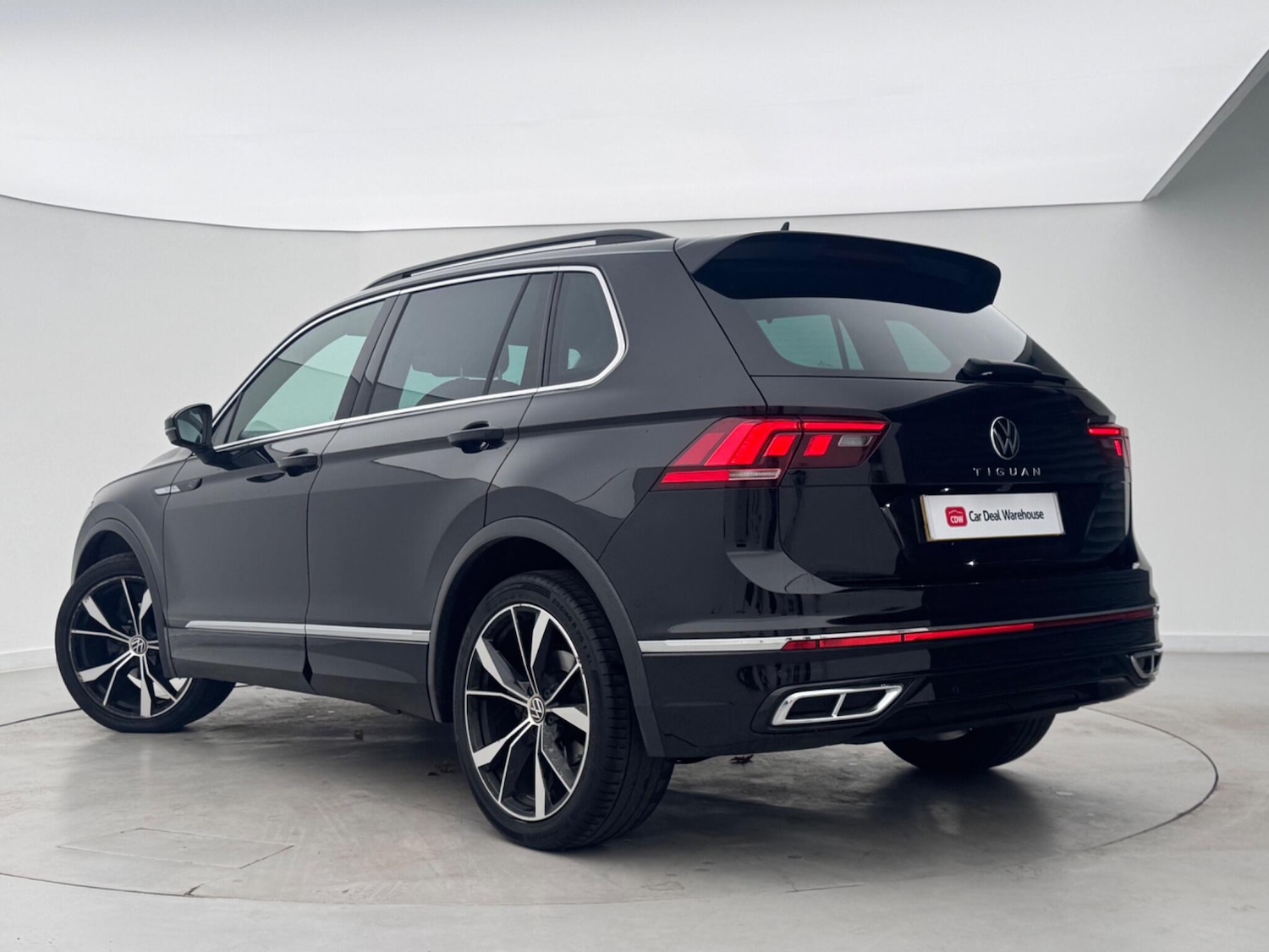 Used Volkswagen Tiguan 2021 for sale - 76674359: Photo 3