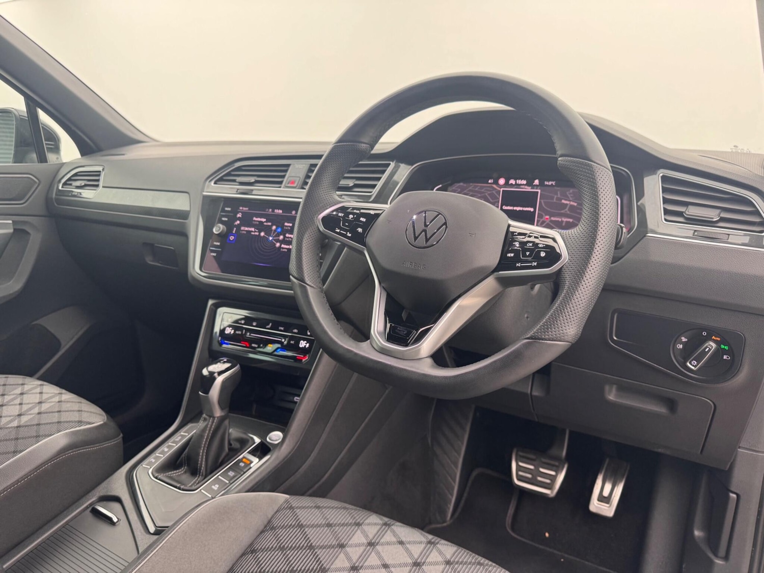 Used Volkswagen Tiguan 2021 for sale - 76674359: Photo 7