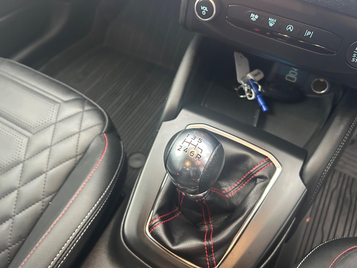 Used Ford Focus 2022 for sale - 76859114: Photo 9