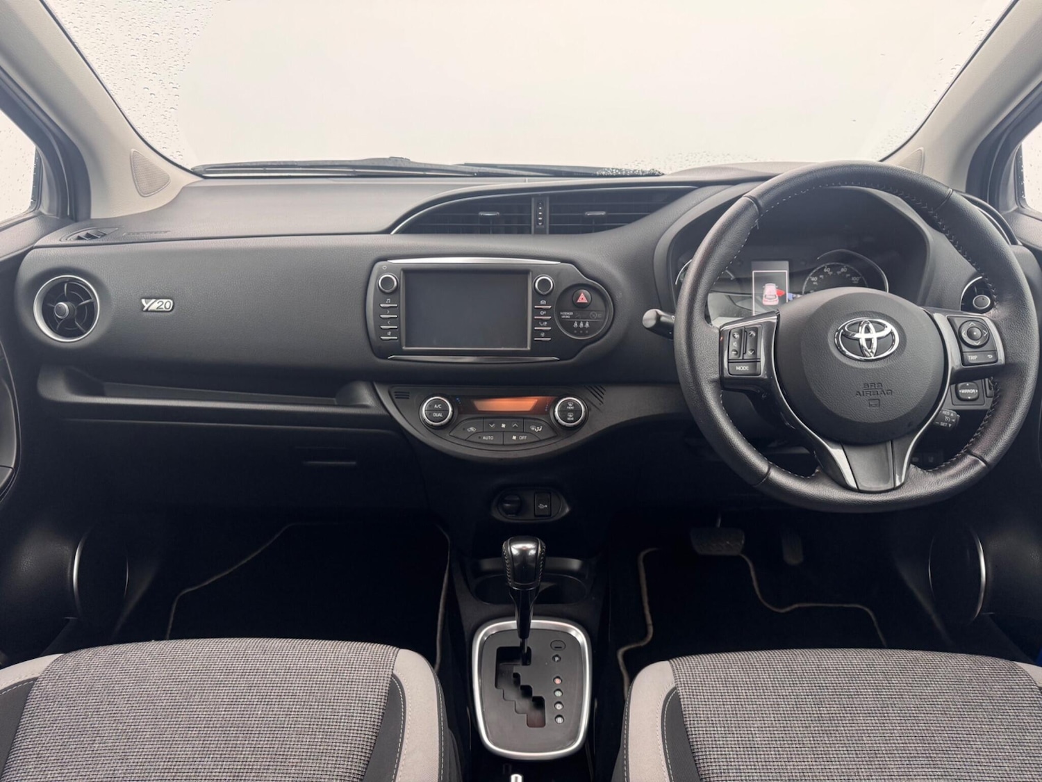 Used Toyota Yaris 2020 for sale - 76904908: Photo 8