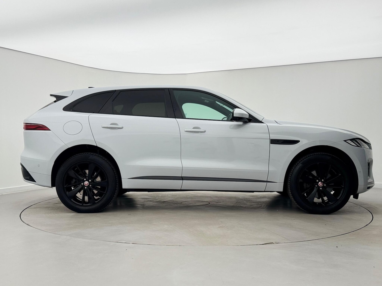 Used Jaguar F-Pace 2021 for sale - 76680821: Photo 7