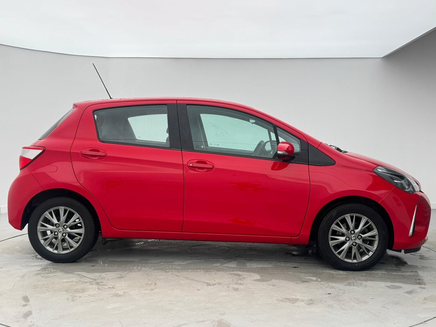 Used Toyota Yaris 2020 for sale - 77498349: Photo 6