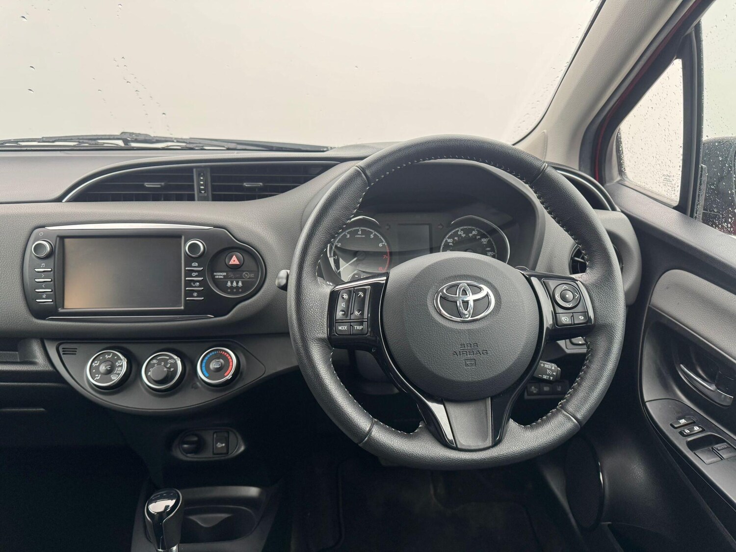 Used Toyota Yaris 2020 for sale - 77498349: Photo 8