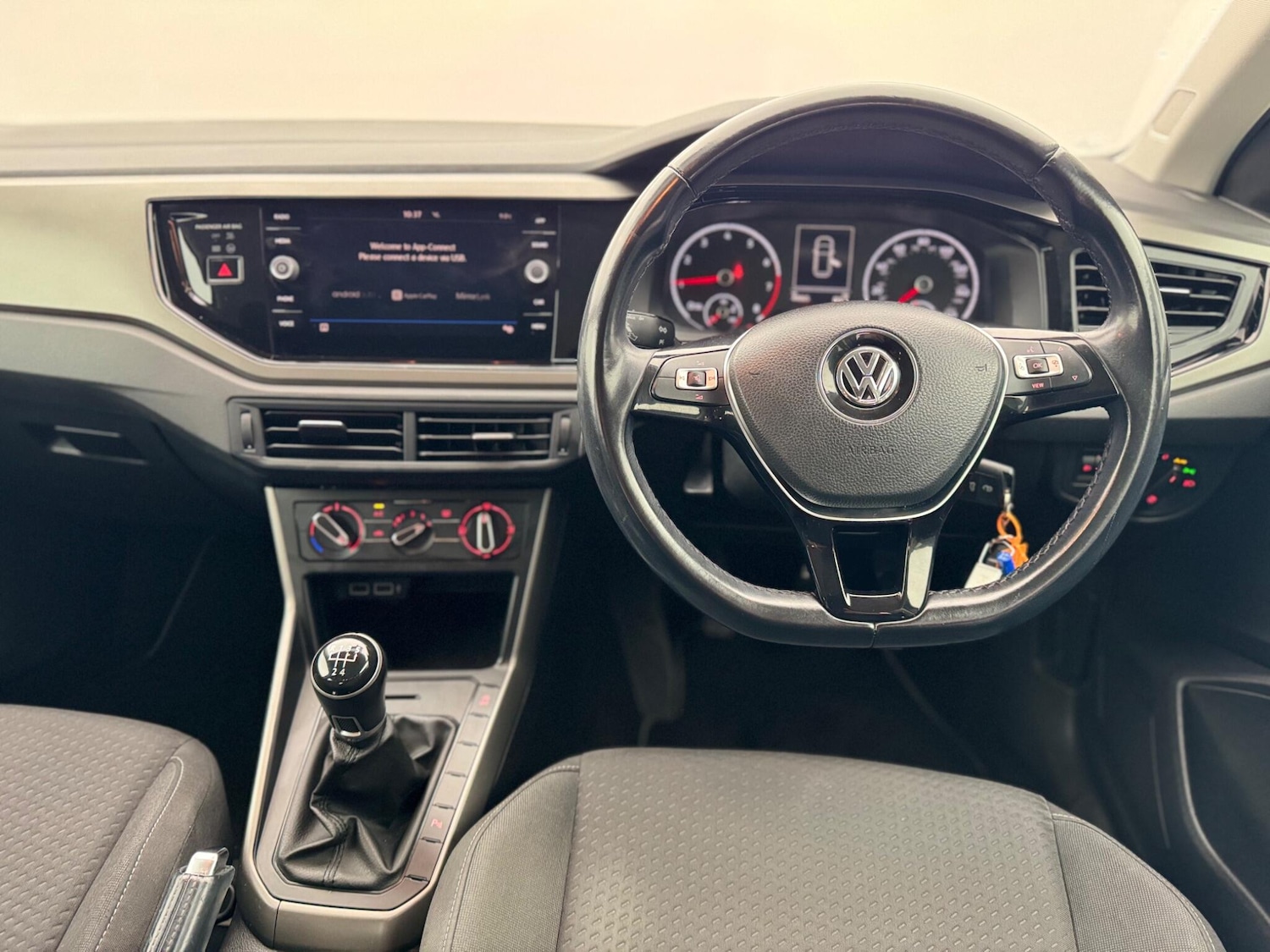 Used Volkswagen Polo 2019 for sale - 76673863: Photo 10