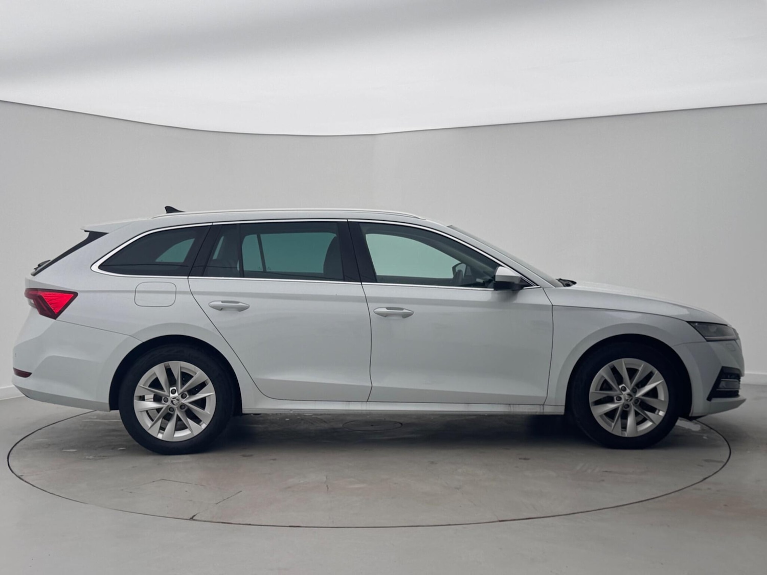 Used Skoda Octavia 2023 for sale - 78222779: Photo 6