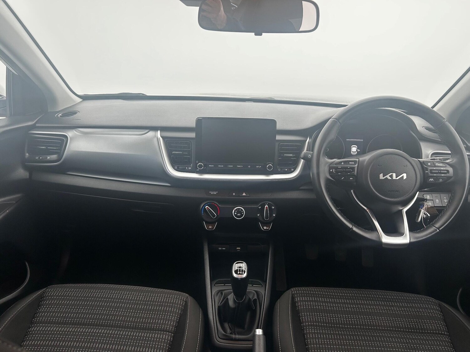 Used Kia Stonic 2023 for sale - 77962205: Photo 7