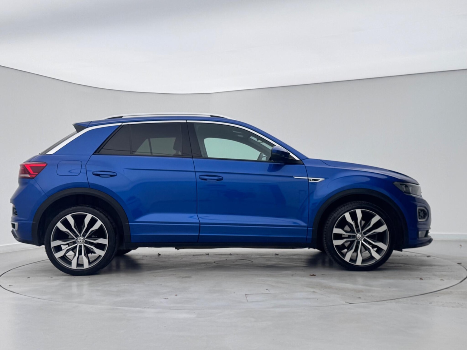 Used Volkswagen T-Roc 2019 for sale - 76673853: Photo 6