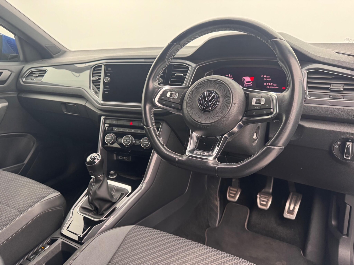 Used Volkswagen T-Roc 2019 for sale - 76673853: Photo 9