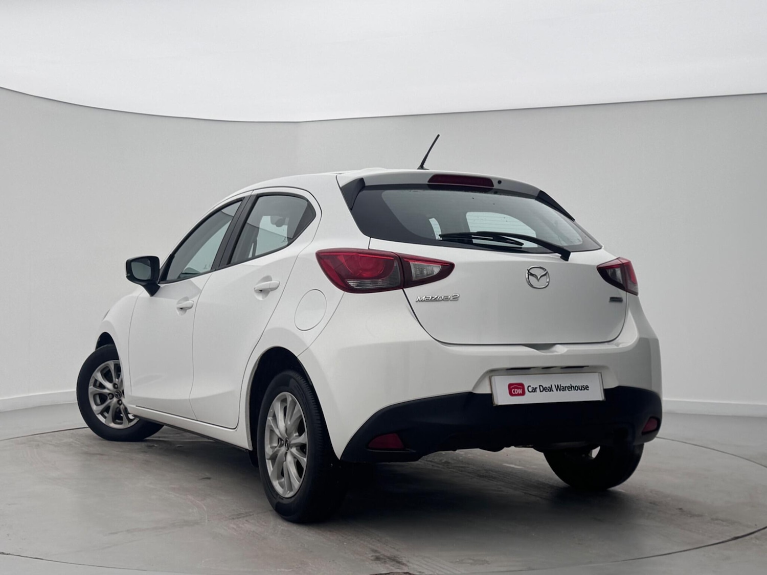 Used Mazda Mazda2 2017 for sale - 77104042: Photo 4