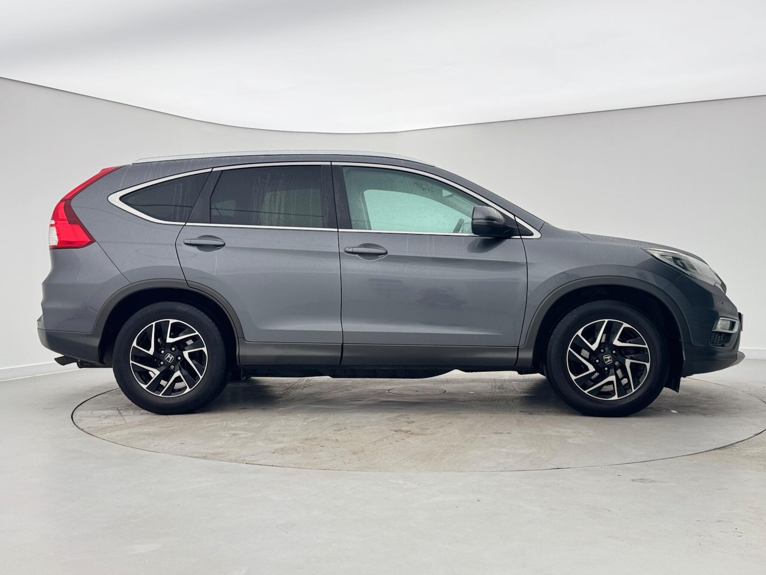 Used Honda CR-V 2017 for sale - 77045619: Photo 8