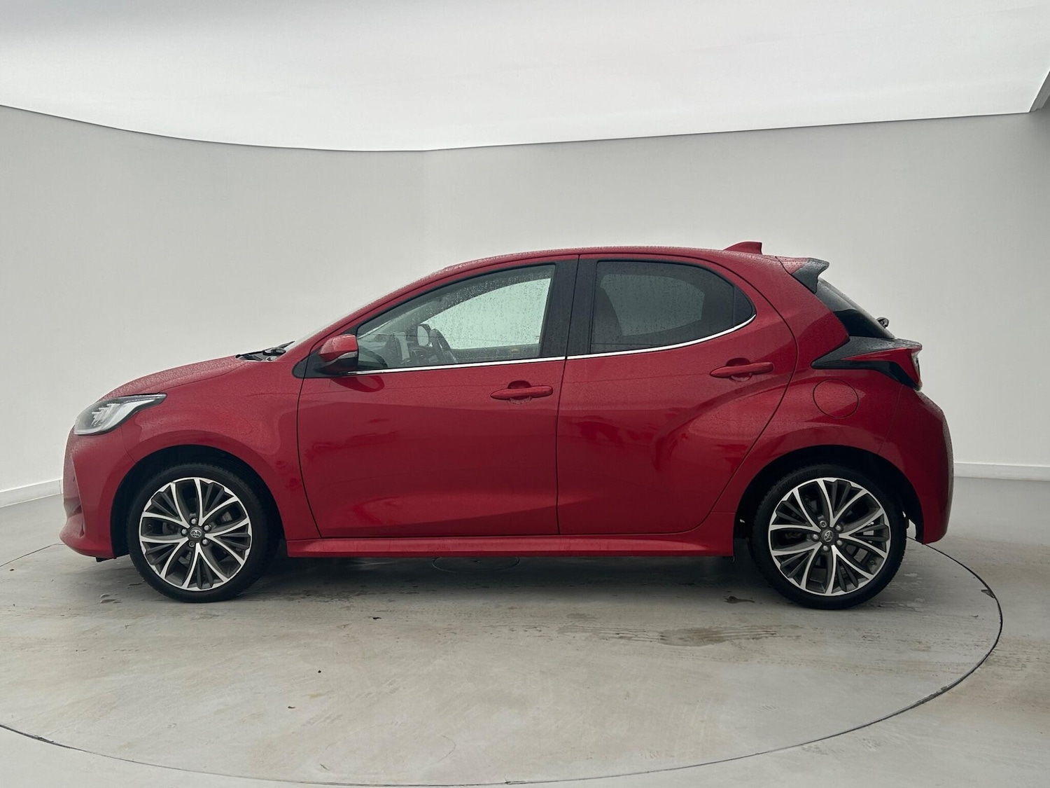 Used Toyota Yaris 2022 for sale - 76674818: Photo 3