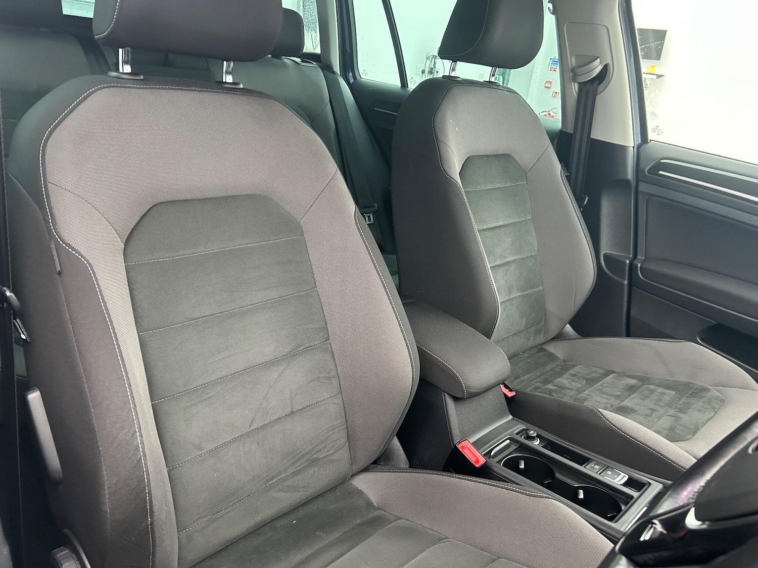 Used Volkswagen Golf 2020 for sale - 76891998: Photo 9