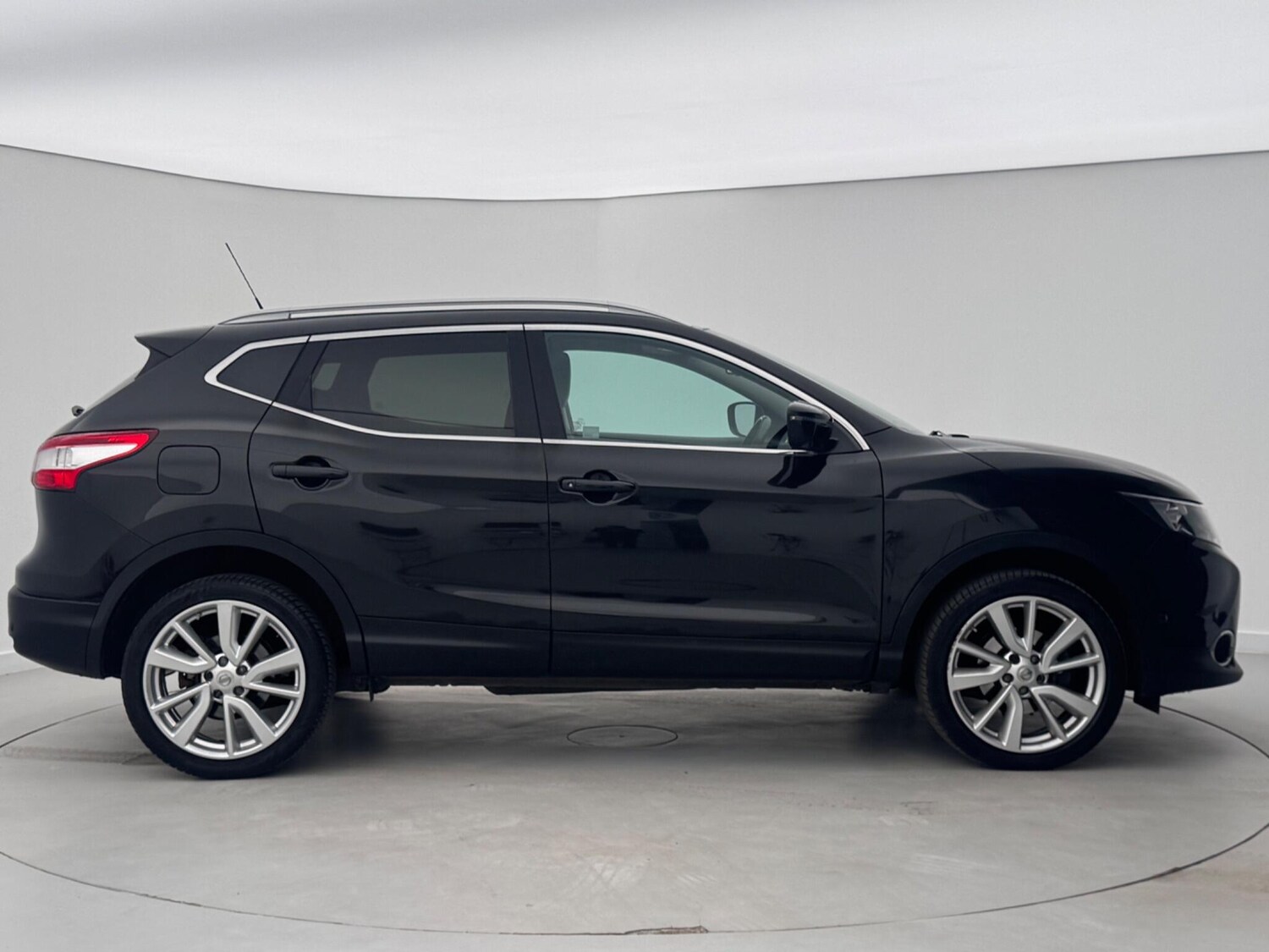 Used Nissan Qashqai 2016 for sale - 77759267: Photo 6