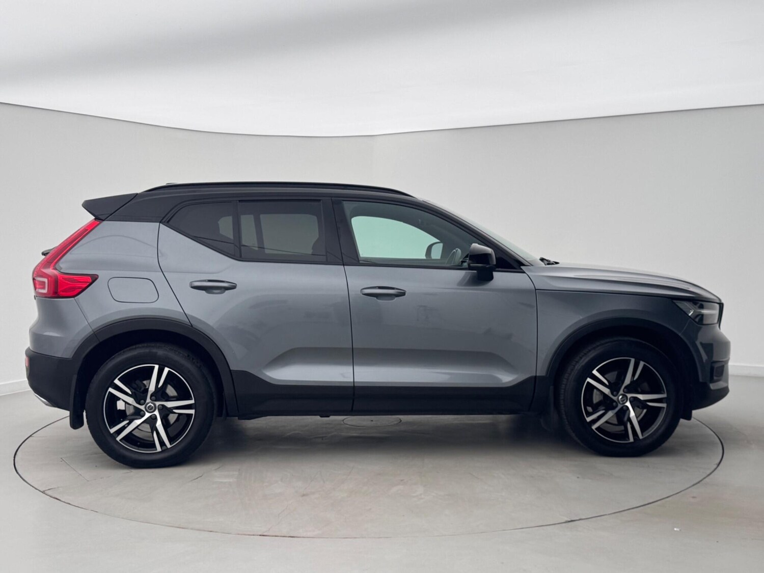 Used Volvo XC40 2018 for sale - 78108249: Photo 6