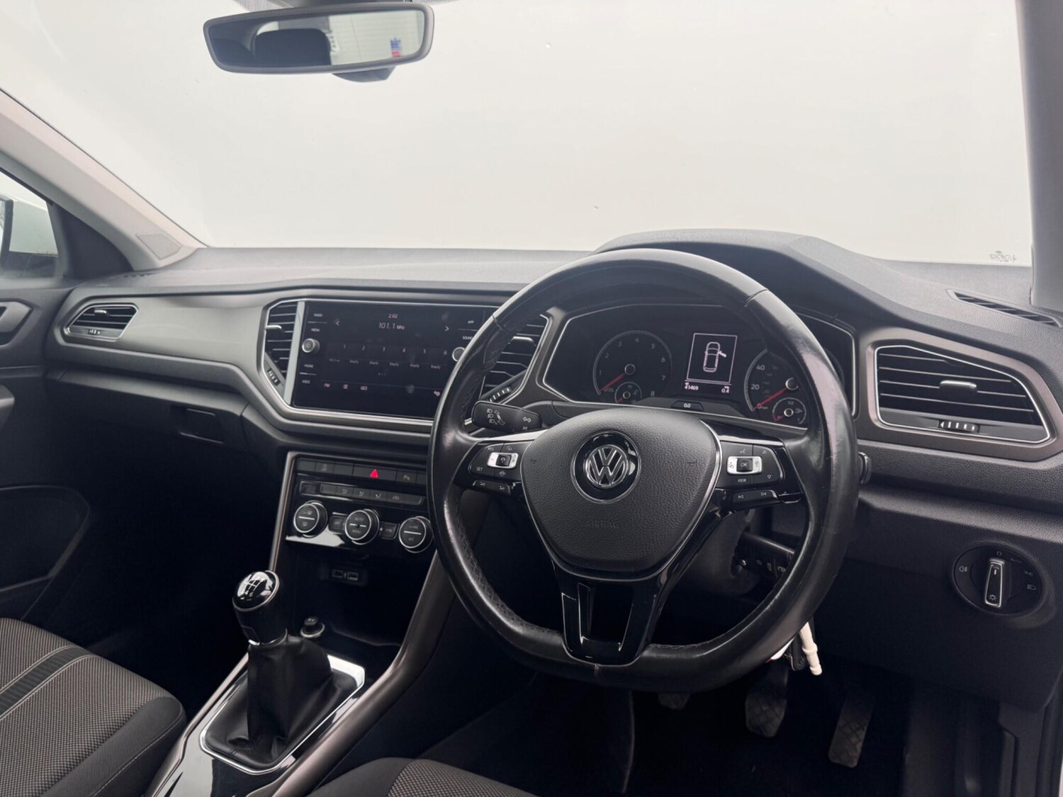 Used Volkswagen T-Roc 2018 for sale - 77809902: Photo 9