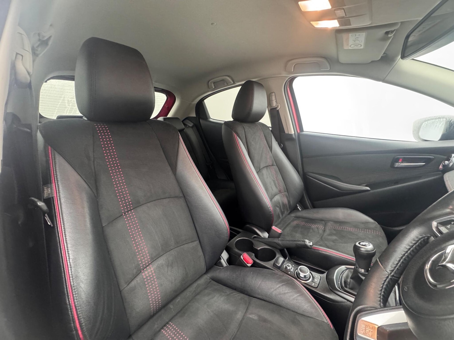 Used Mazda Mazda2 2024 for sale - 76677507: Photo 10