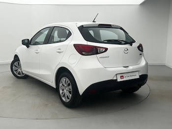 Used Mazda Mazda2 2016 for sale - 77901505: Photo