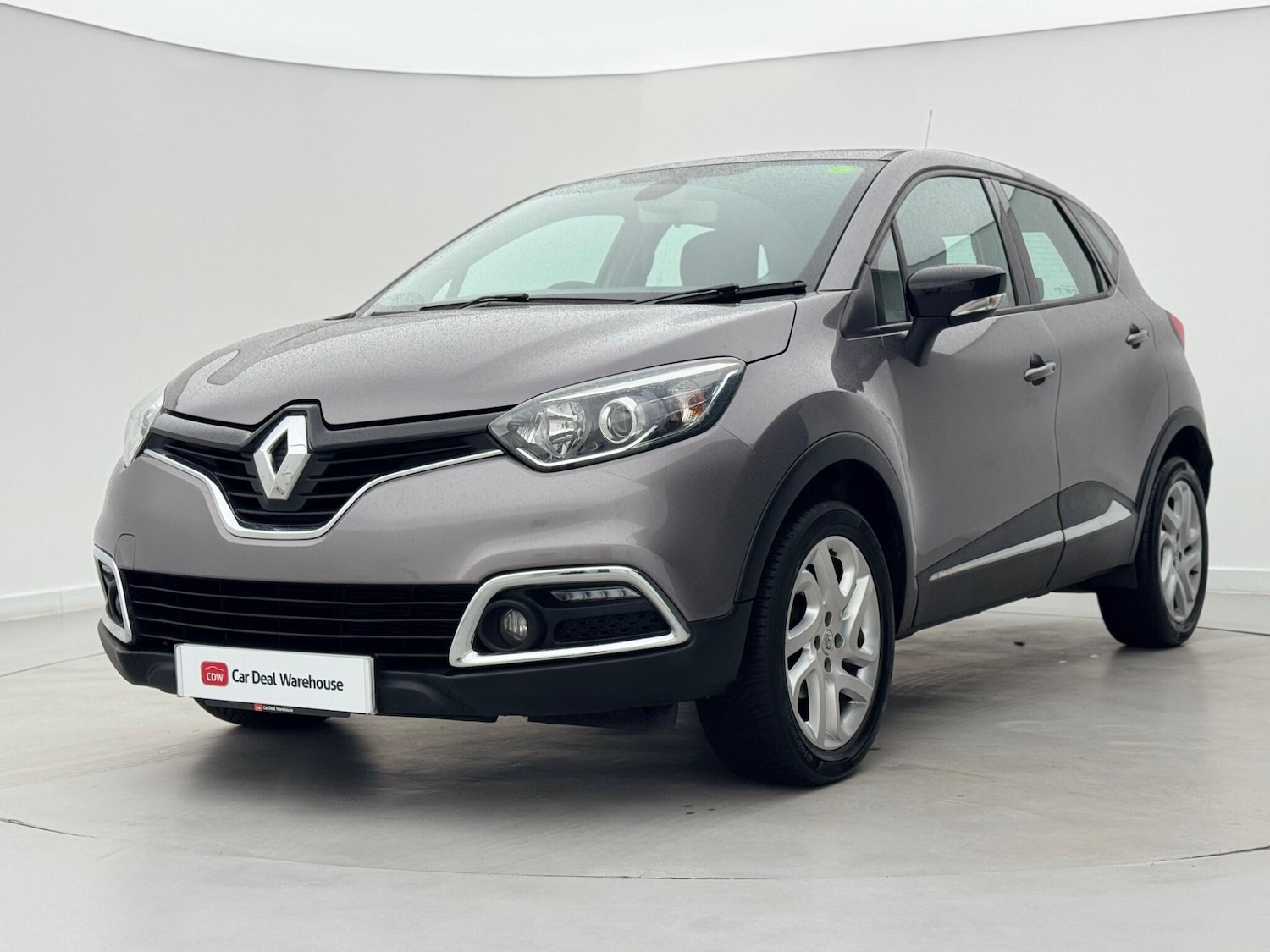 Used Renault Captur 2017 for sale - 76762281: Photo 3