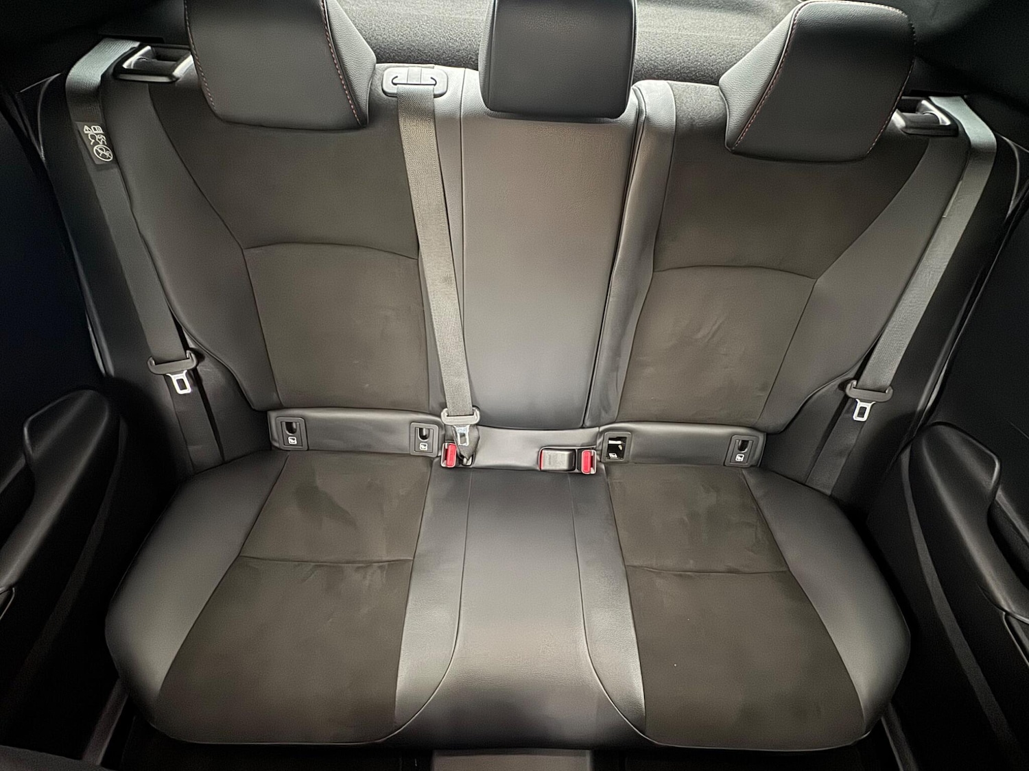 Used Toyota C-HR 2024 for sale - 77871999: Photo 10