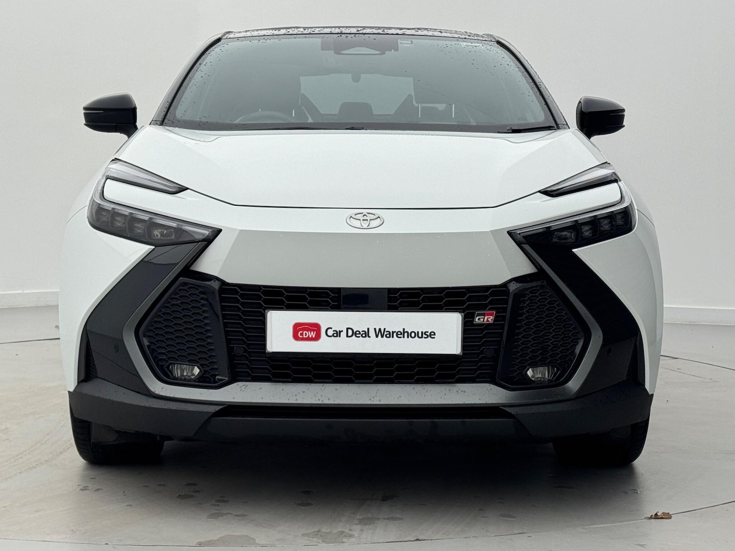 Used Toyota C-HR 2024 for sale - 77871999: Photo 2