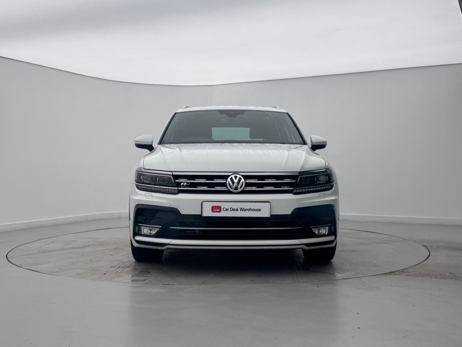 Used Volkswagen Tiguan 2017 for sale - 76673487: Photo 2
