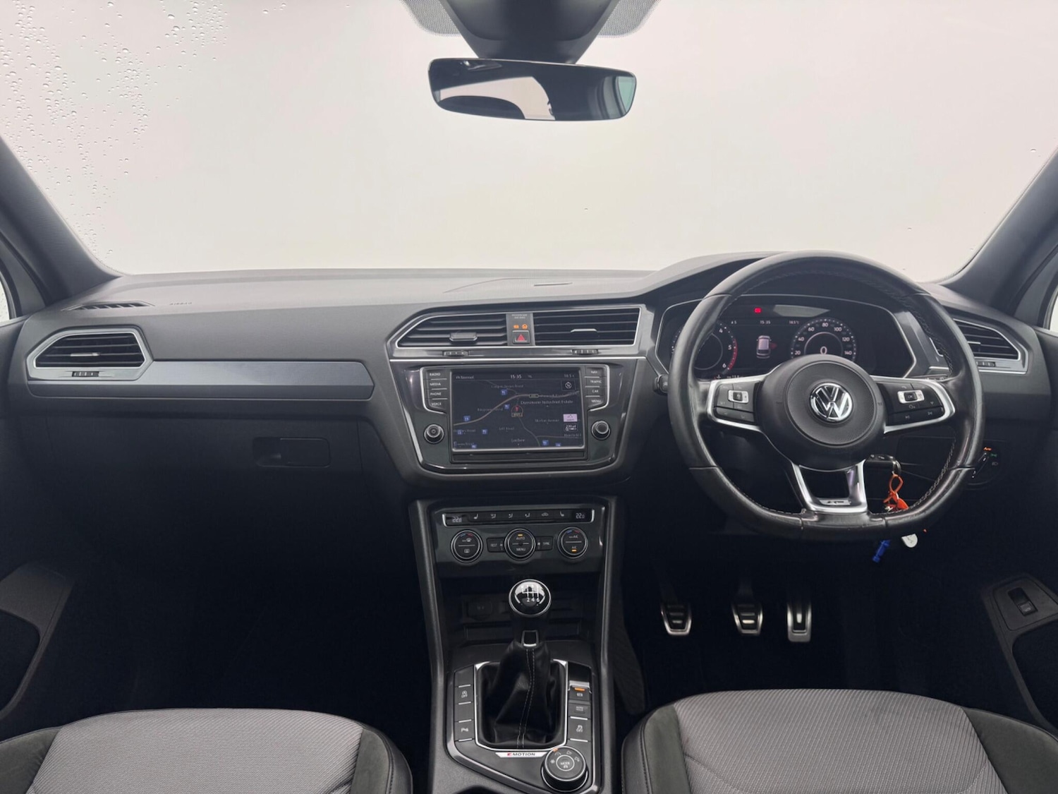 Used Volkswagen Tiguan 2017 for sale - 76673487: Photo 8