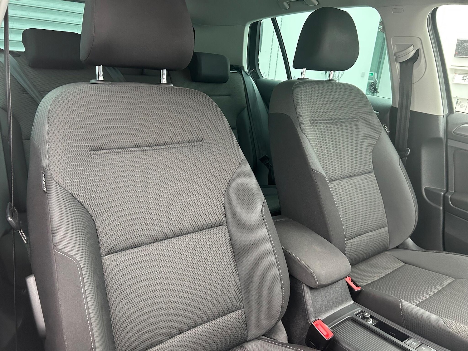 Used Volkswagen Golf 2019 for sale - 77323760: Photo 10