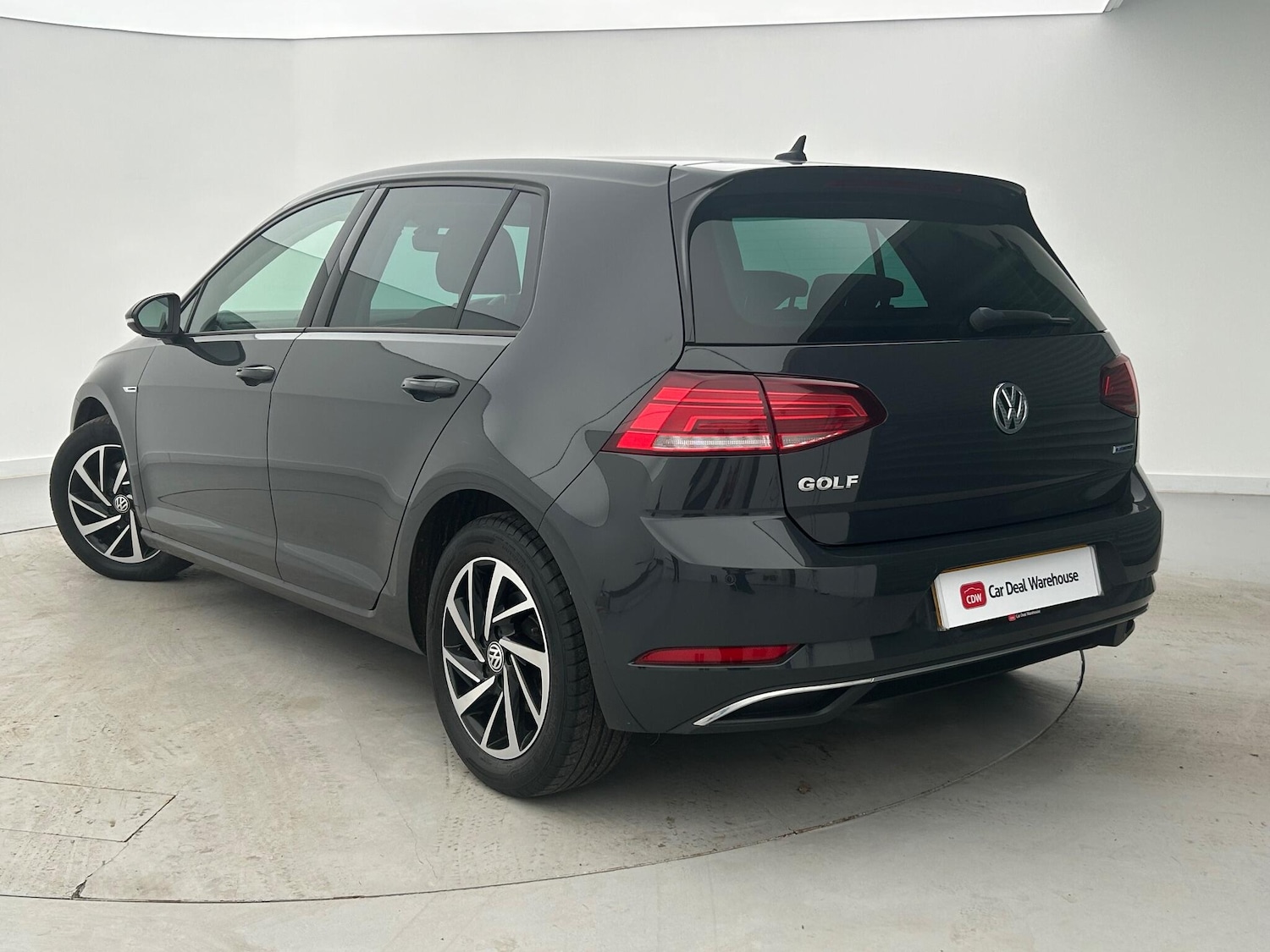 Used Volkswagen Golf 2019 for sale - 77323760: Photo 4
