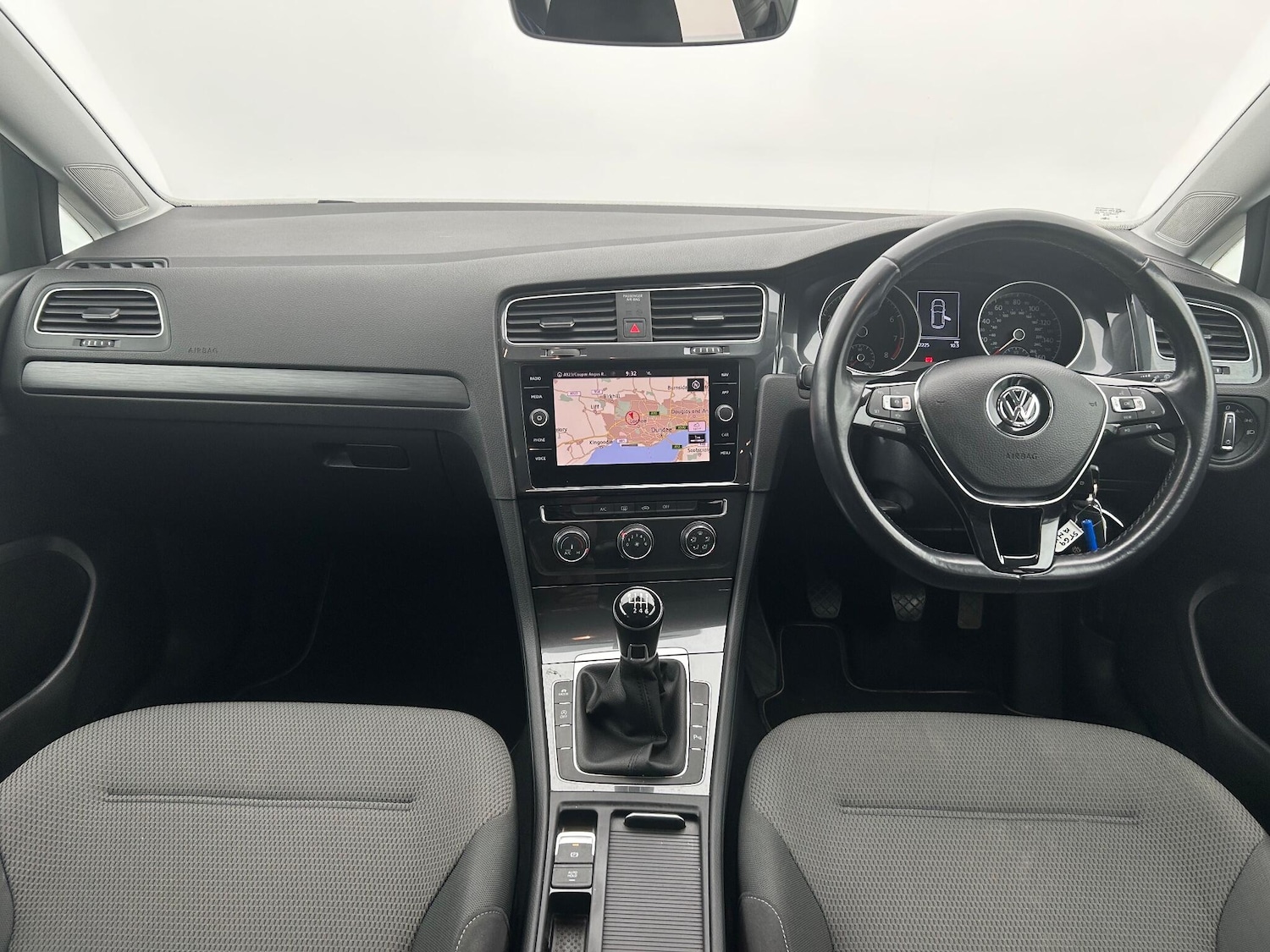Used Volkswagen Golf 2019 for sale - 77323760: Photo 8