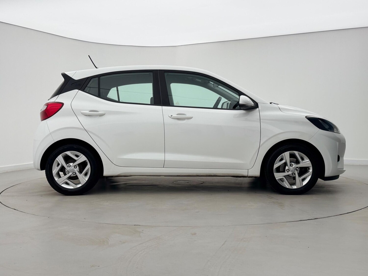 Used Hyundai i10 2021 for sale - 77297091: Photo 7