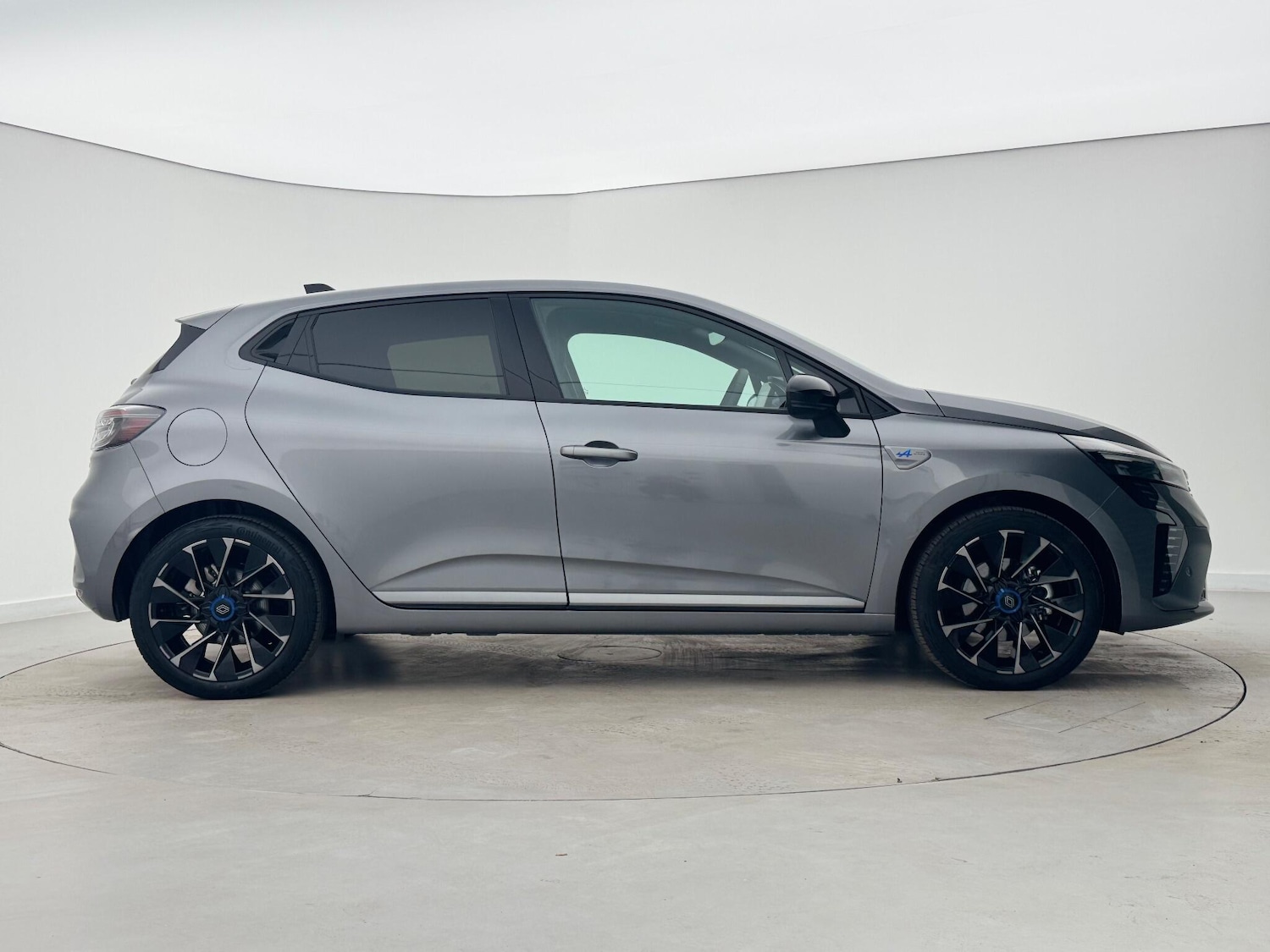 Used Renault Clio 2024 for sale - 77104043: Photo 9