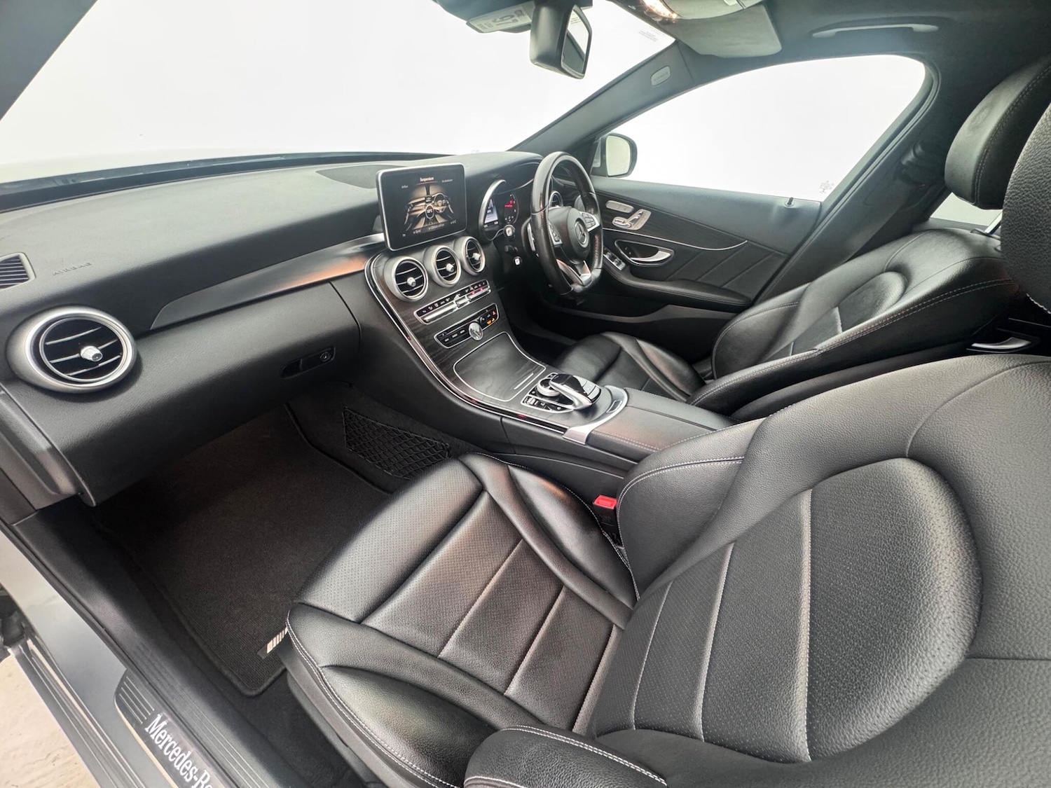 Used Mercedes-Benz C Class 2016 for sale - 77603628: Photo 9