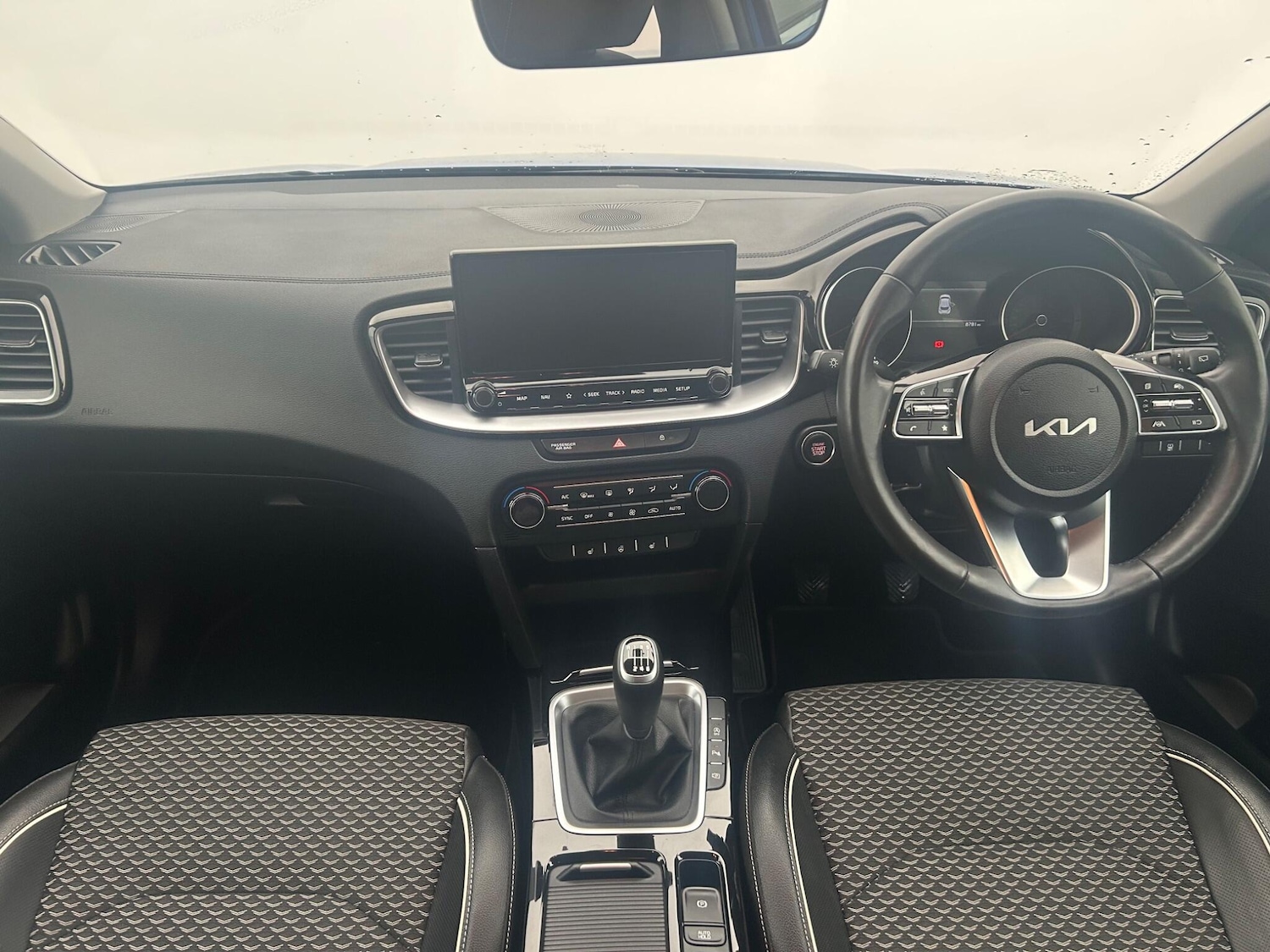 Used Kia XCeed 2023 for sale - 76859116: Photo 8