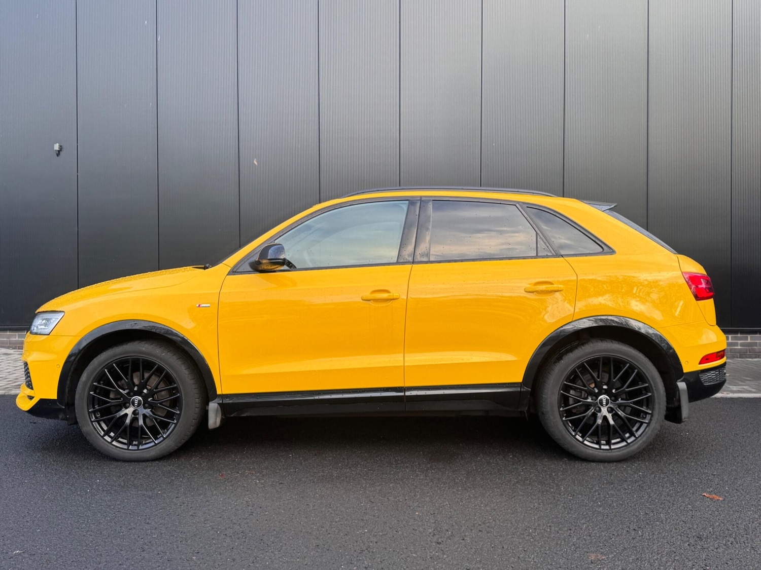 Used Audi Q3 2017 for sale - 77403834: Photo 5