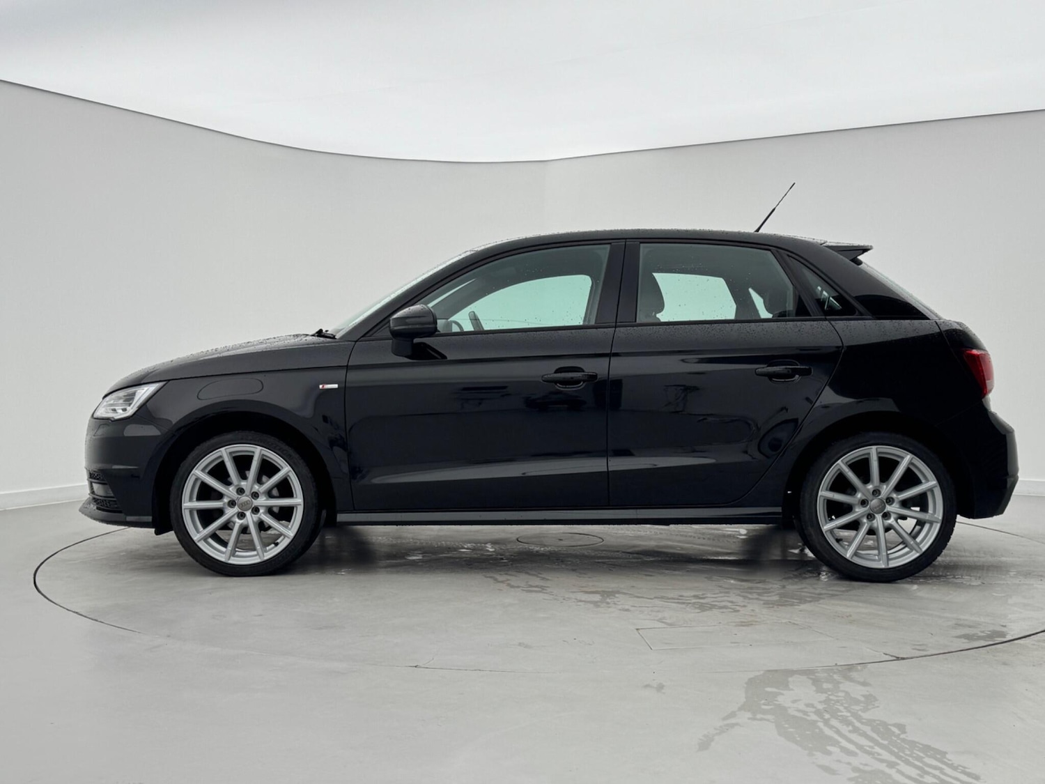 Used Audi A1 2018 for sale - 76673623: Photo 5