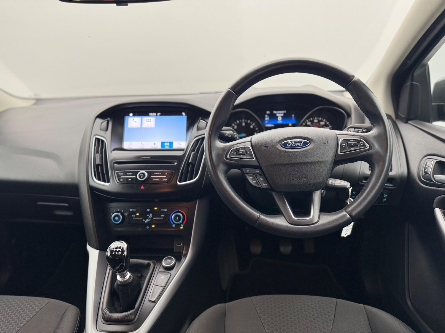 Used Ford Focus 2017 for sale - 76673540: Photo 9