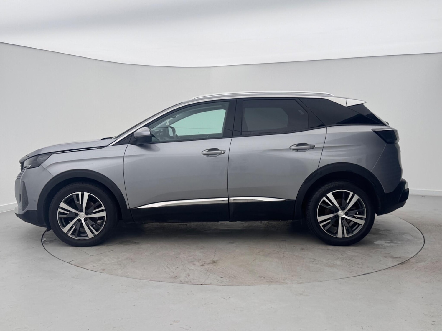Used Peugeot 3008 2021 for sale - 77023251: Photo 5