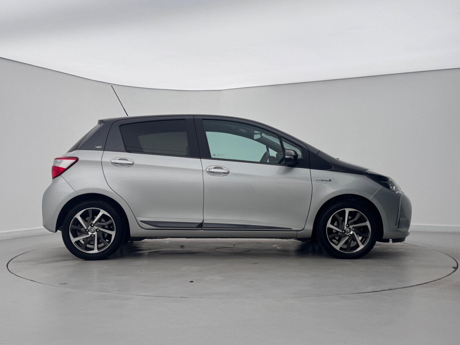 Used Toyota Yaris 2020 for sale - 77568640: Photo 6