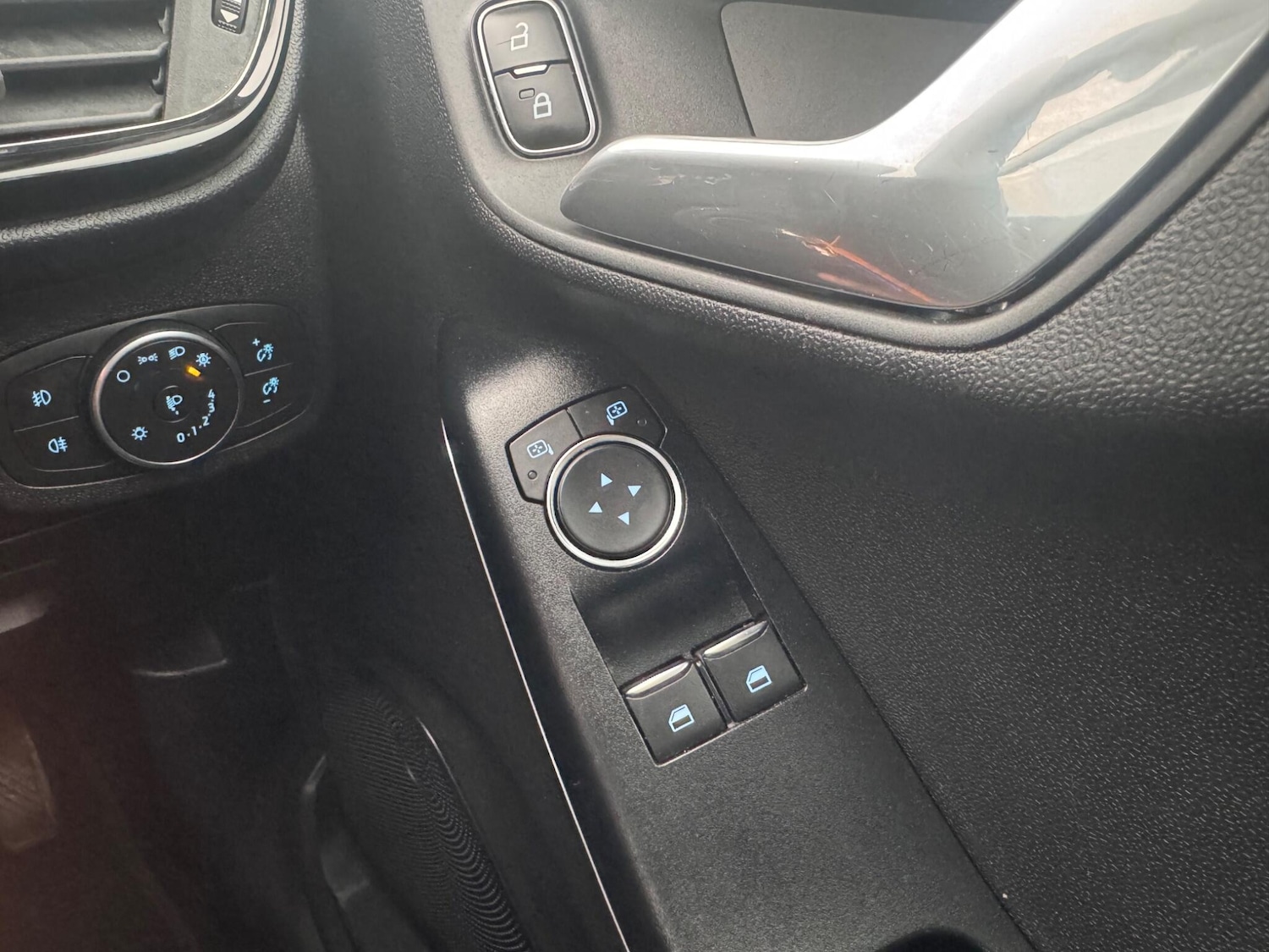 Used Ford Fiesta 2019 for sale - 76904906: Photo 9