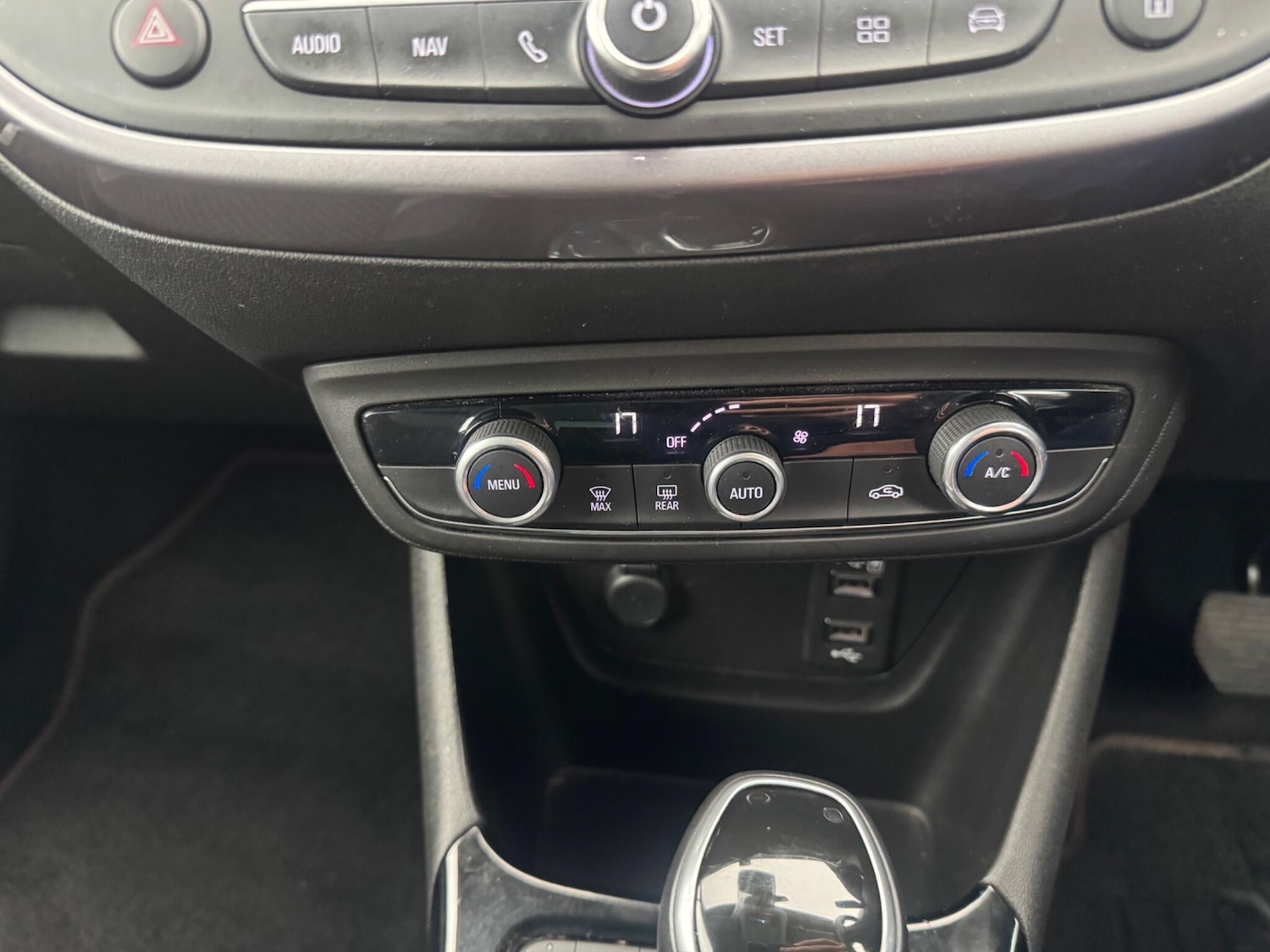 Used Vauxhall Crossland X 2019 for sale - 77962232: Photo 10