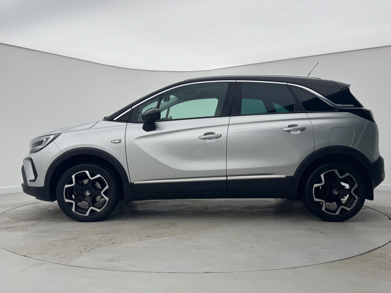 Used Vauxhall Crossland 2022 for sale - 77258799: Photo 6