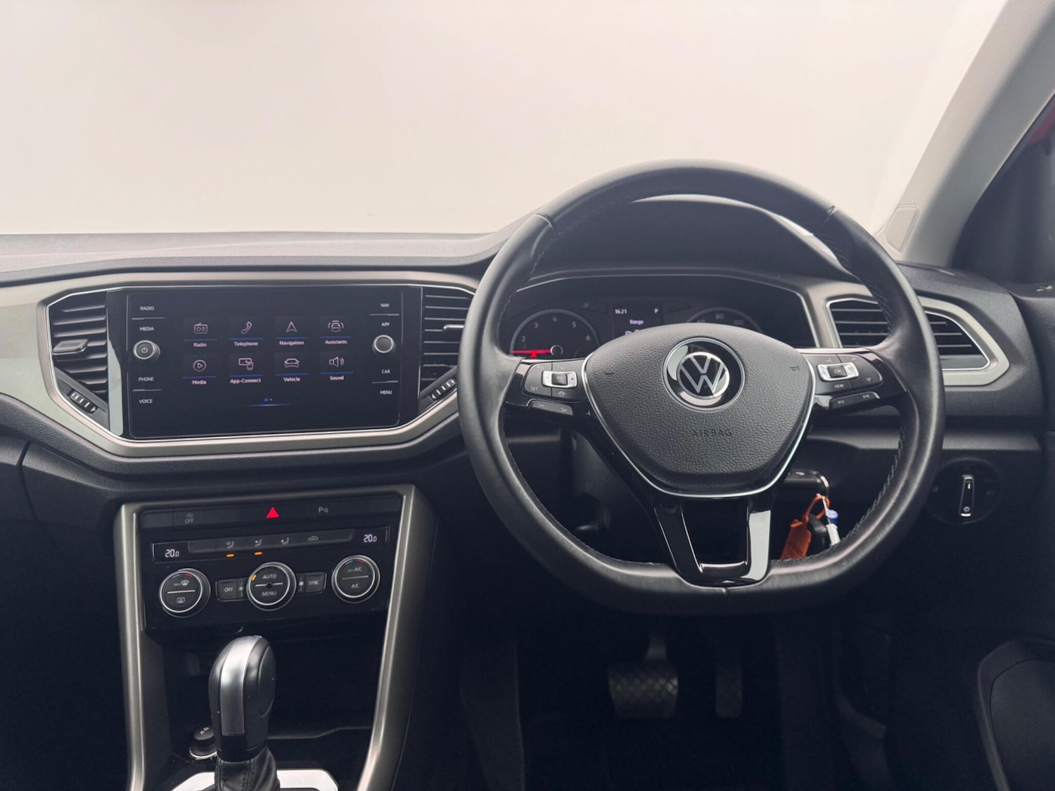 Used Volkswagen T-Roc 2021 for sale - 76674569: Photo 7