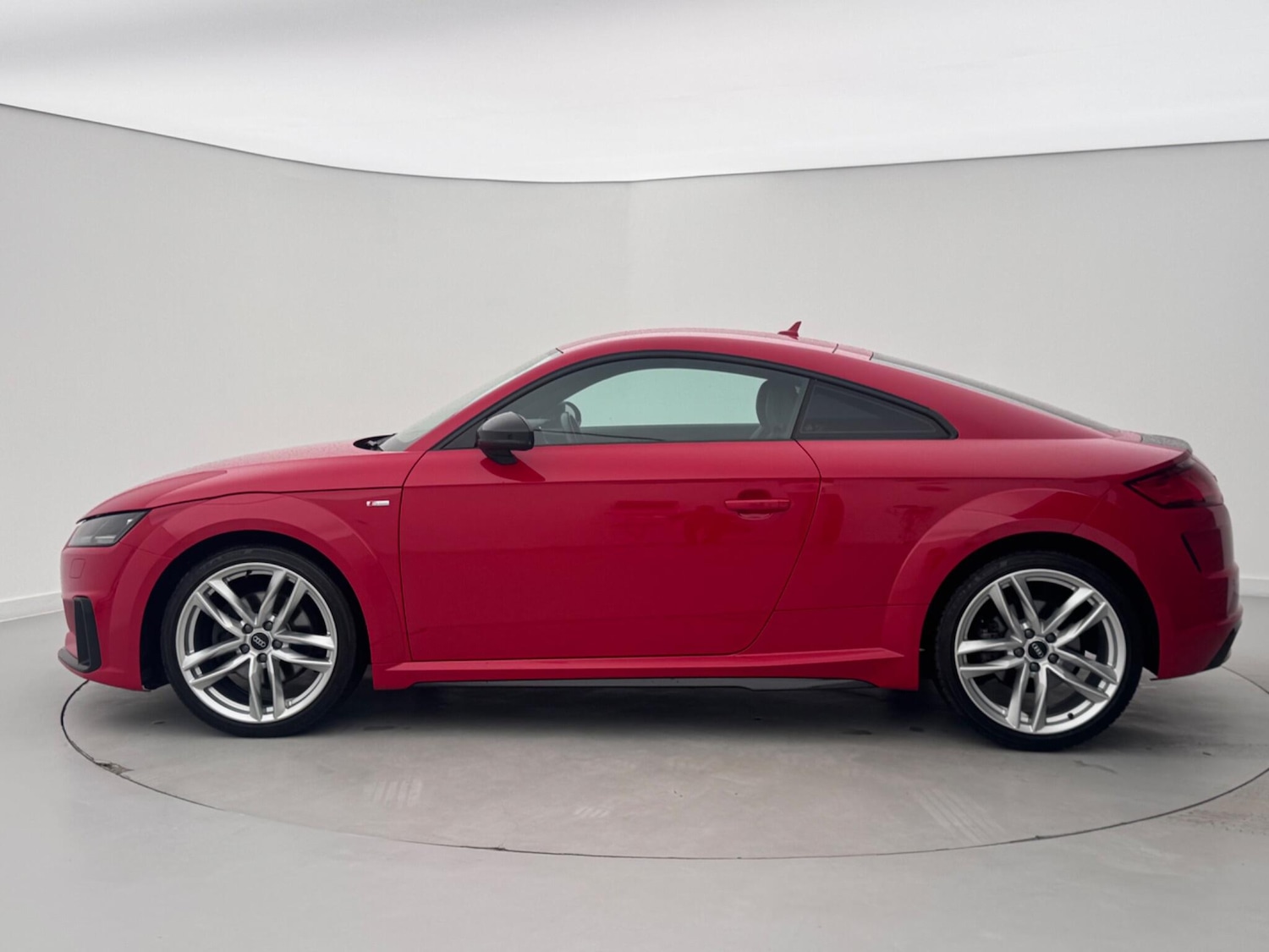 Used Audi TT 2019 for sale - 77676206: Photo 4