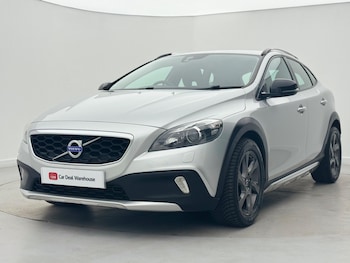 Used Volvo V40 2015 for sale - 76673590: Photo
