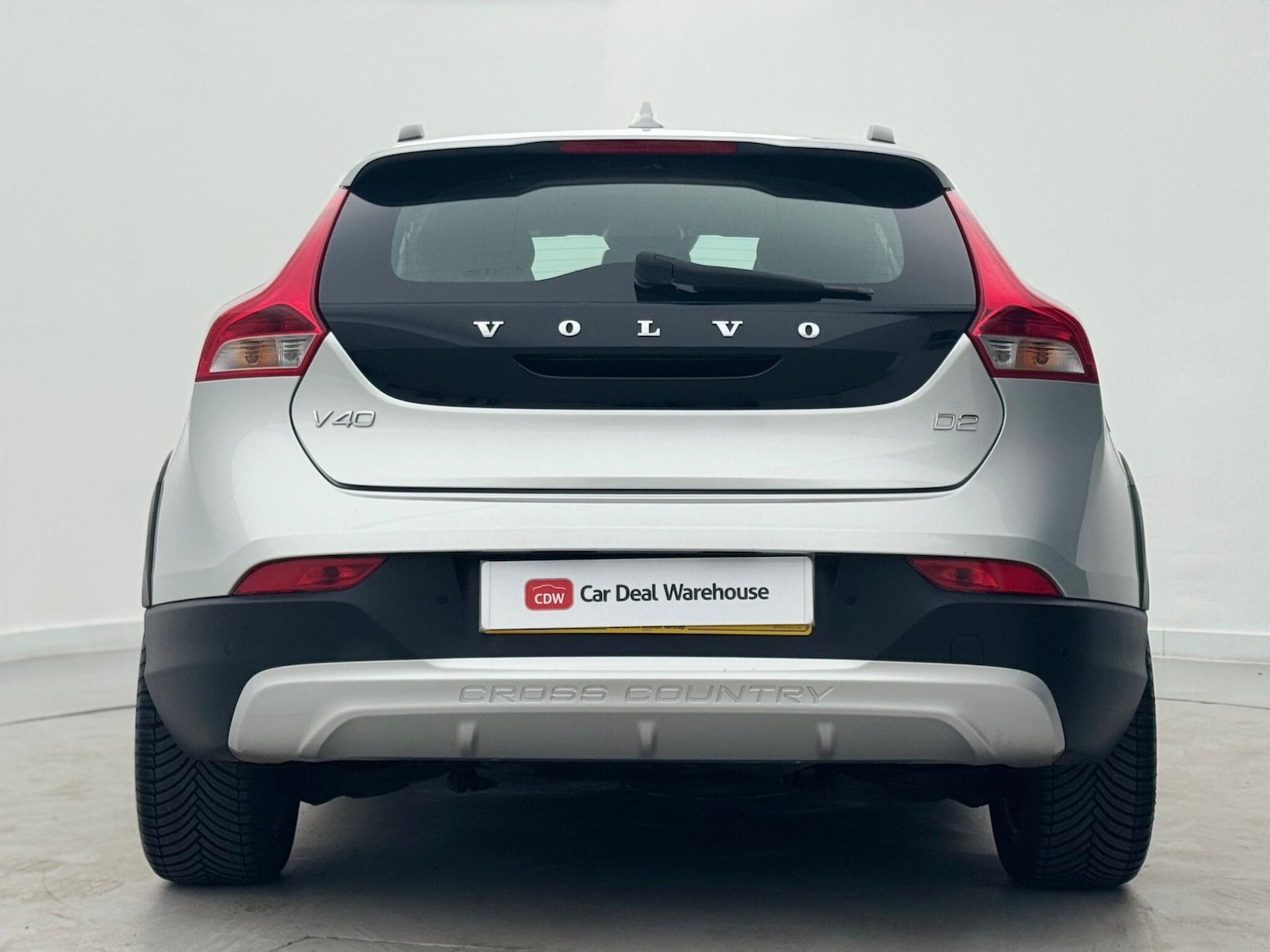 Used Volvo V40 2015 for sale - 76673590: Photo 6