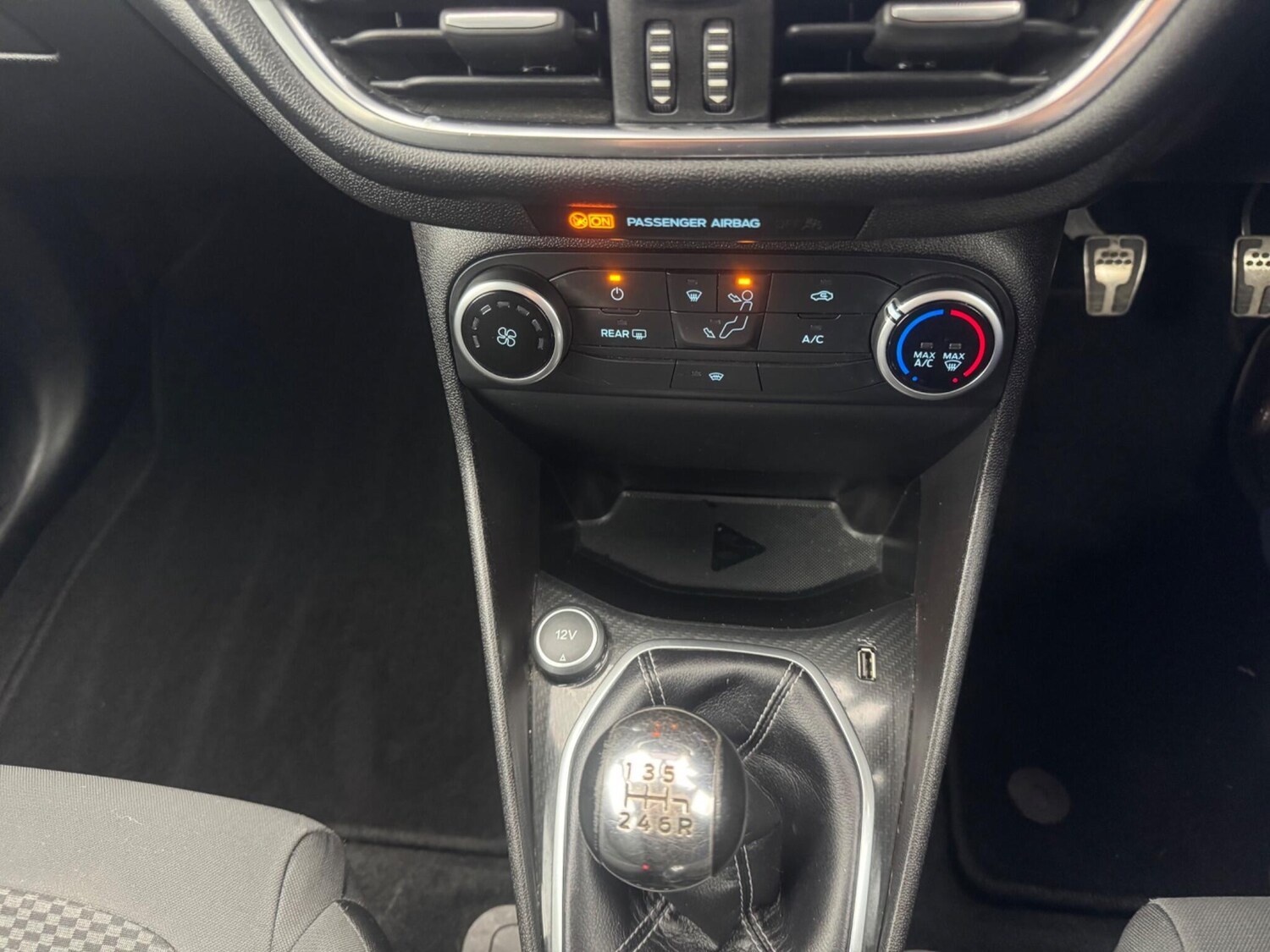 Used Ford Fiesta 2018 for sale - 78123032: Photo 8